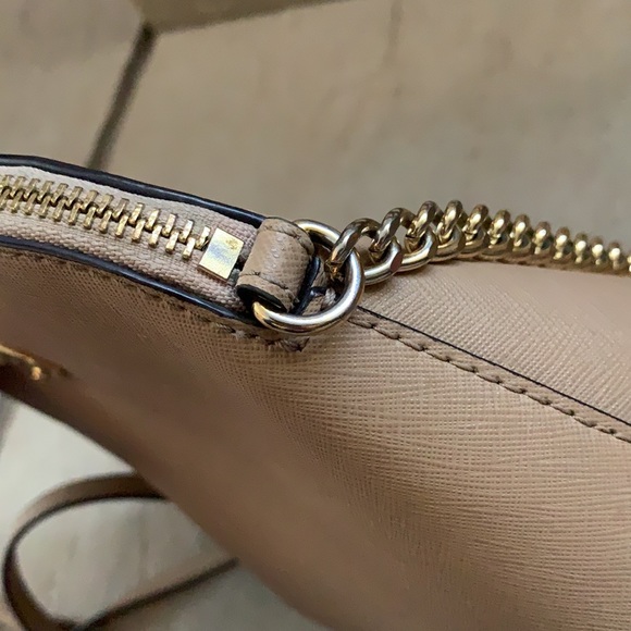 Michael kors cross body - Picture 4 of 16